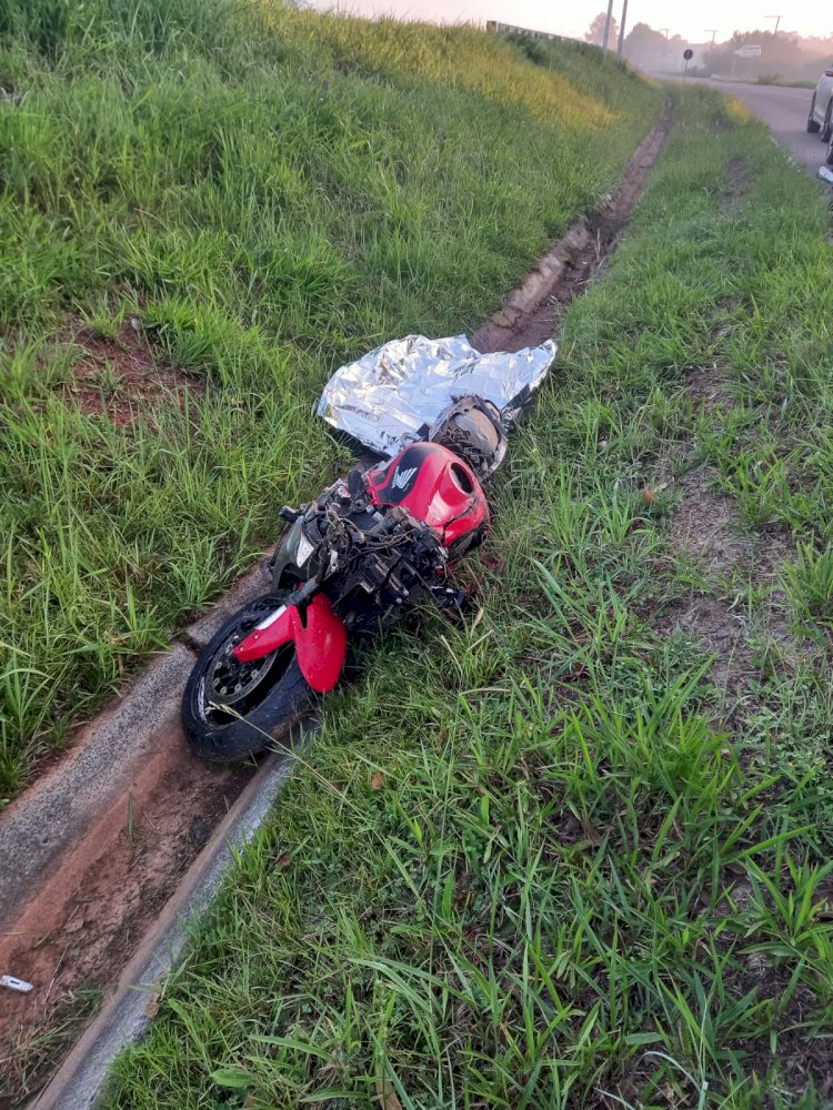 MOTOCICLISTA DE 37 MORRE EM SAÍDA DE PISTA