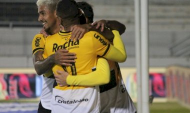 TIGRE VENCE A PONTE PRETA NO MOISÉS LUCARELLI