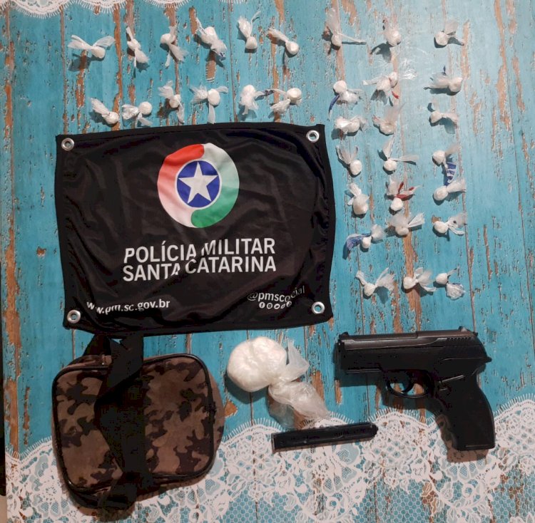 POLÍCIA ENCONTRA DROGA EM TERRENO ABANDONADO