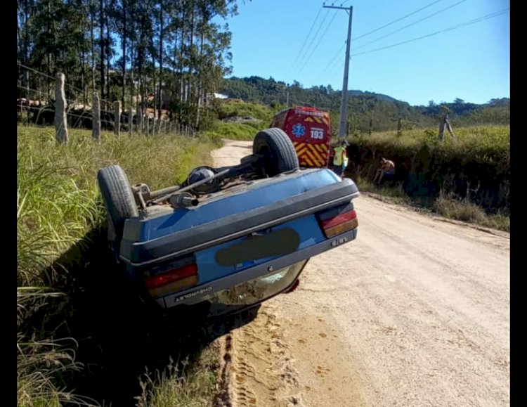 MOTORISTA CAPOTA VEÍCULO APÓS TER INGERIDO REMÉDIO CONTROLADO