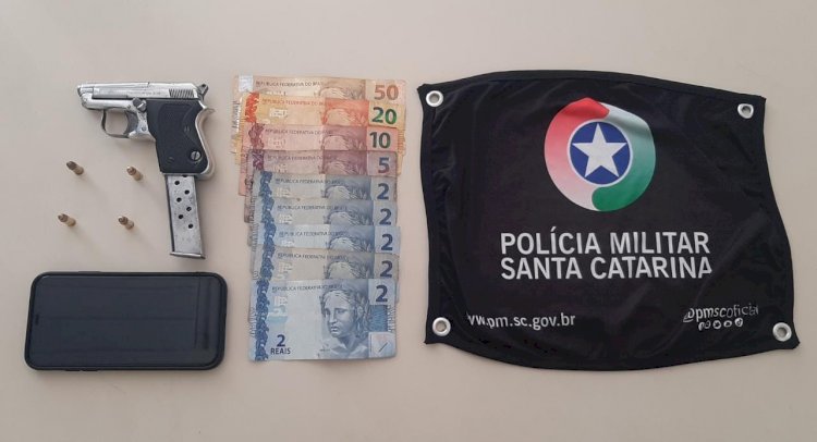 Polícia Militar prende homem com pistola e numeração suprimida