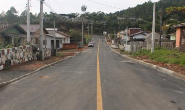 Governo de Criciúma entrega obras nos bairros Naspolini e Vila Manaus