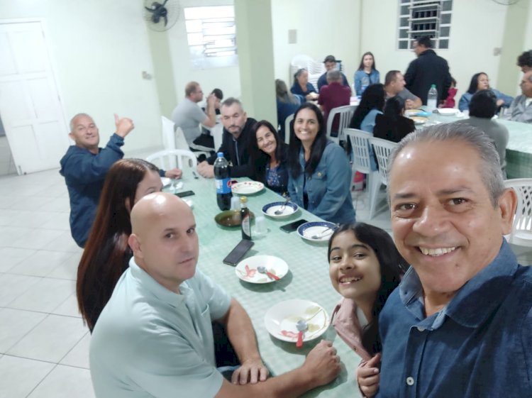 Vocal Adoração do bairro Cidade Mineira velha promove Minestra para grupo de casais