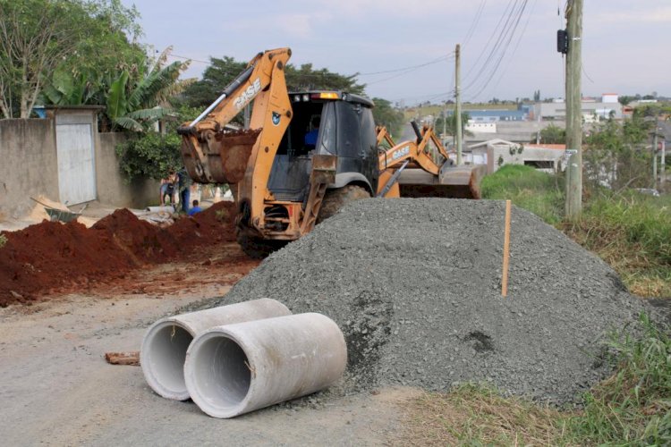 Prefeitura de Criciúma inicia pavimentação de ruas do bairro Cristo Redentor