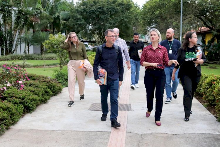 Na Unesc, representantes da Escola do Legislativo conhecem as possibilidades de parcerias em uma Universidade Comunitária