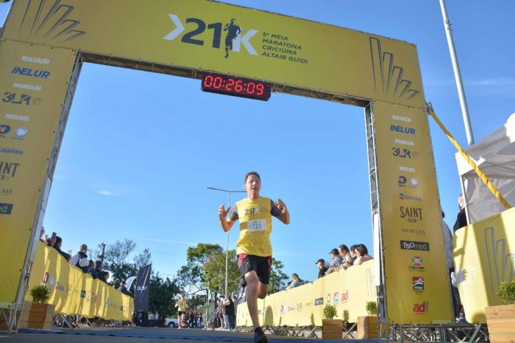 Duas vezes medalhista olímpico, Joaquim Cruz confirma presença na Maratona de Criciúma