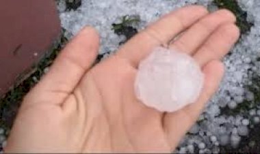 MULHER É ATINGIDA NA CABEÇA POR GRANIZO EM SÃO JOSÉ