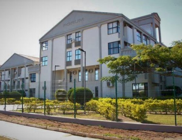 Júri em Criciúma condena homem a 29 anos de prisão por homicídio de sua ex-companheira