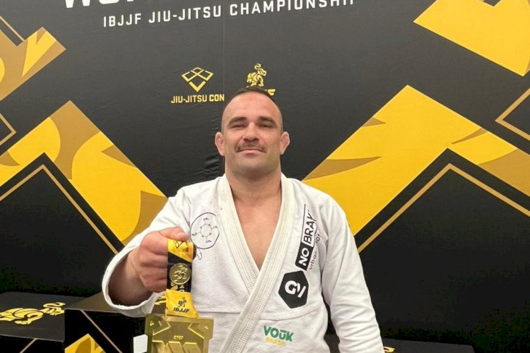 Lutador catarinense vence mundial de Jiu-jitsu na Califórnia