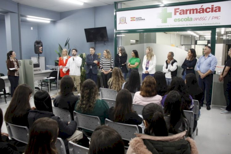 Farmácia Escola tem estrutura reformada inaugurada nas Clínicas Integradas na Unesc