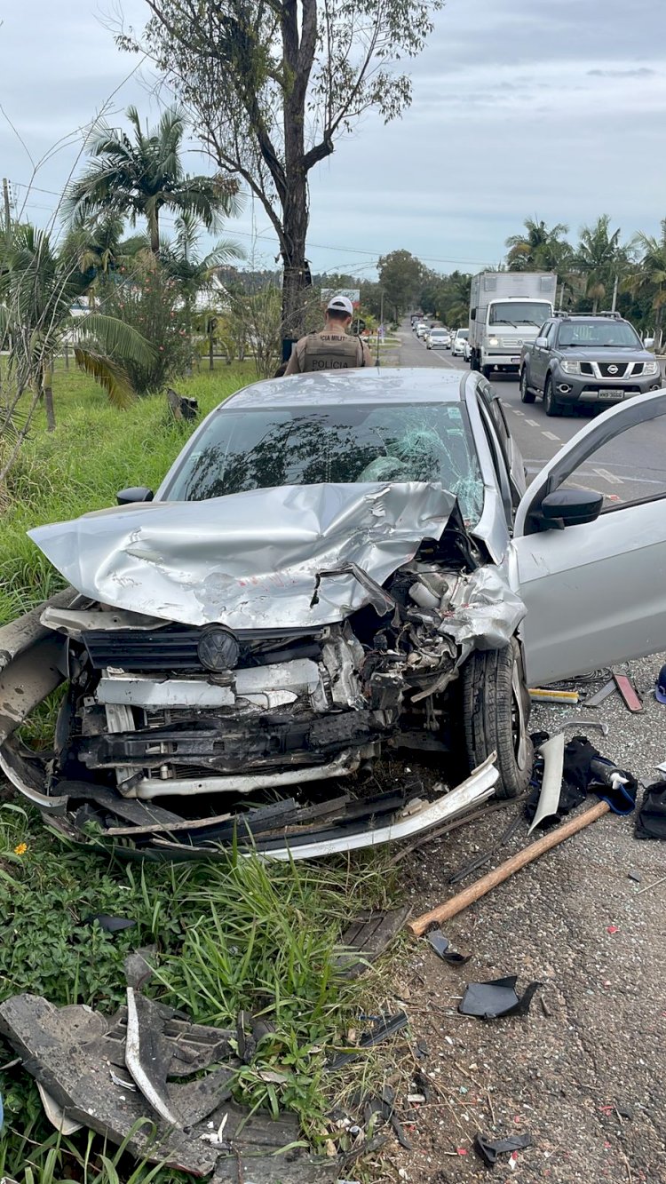 Acidente de automóvel deixa dois feridos em Cocal do Sul