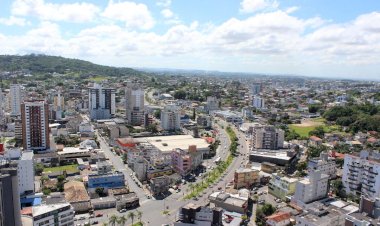 Criciúma reafirma protagonismo na geração de empregos entre os municípios da Amrec