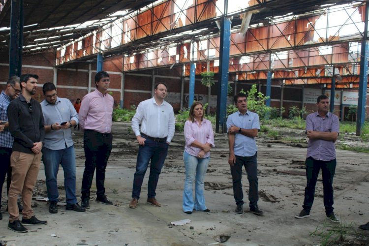 Prefeitura de Criciúma organiza visita técnica ao antigo pavilhão da Cecrisa