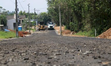 Ruas do bairro Primeira Linha/Pontilhão inicia pavimentação