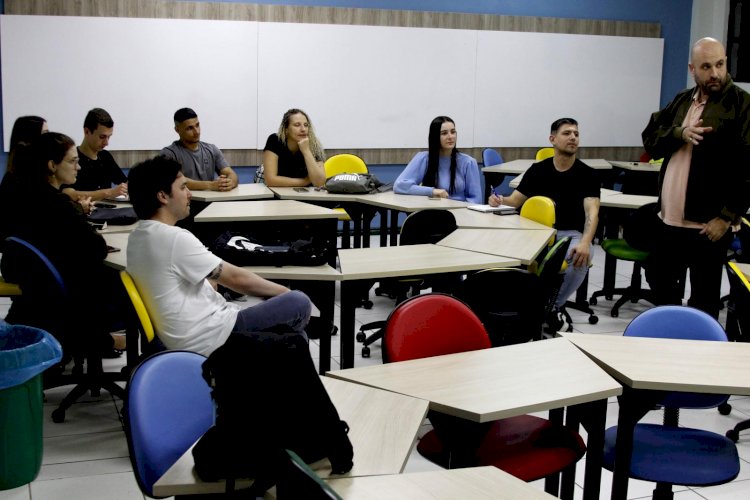 Administração da Unesc: currículo moderno e inovador