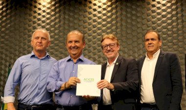 Em encontro na Acic, governador Jorginho Mello recebe pleitos do Sul