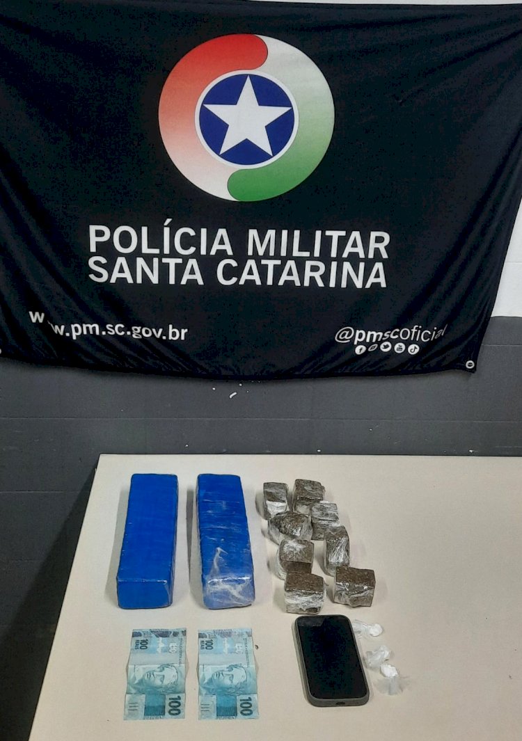 PM apreende cerca de  dois KG de Maconha