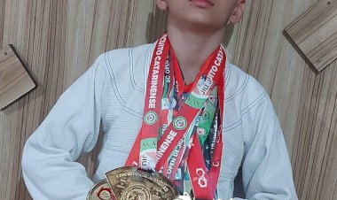 Atleta da Santa Luzia brilha em campeonatos de Jiu-jitsu