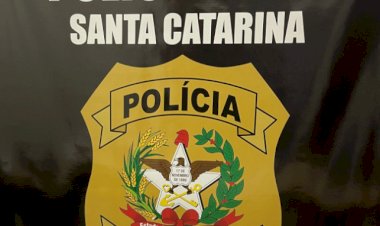 Por ciúmes homem mata a companheira a facadas em Criciúma