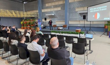 Jogo interativo para pacientes em recuperação de AVC vence Feira da Inovação da Unesc