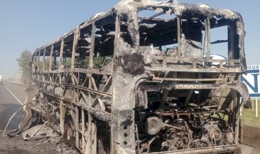Ônibus pega fogo em Maracajá