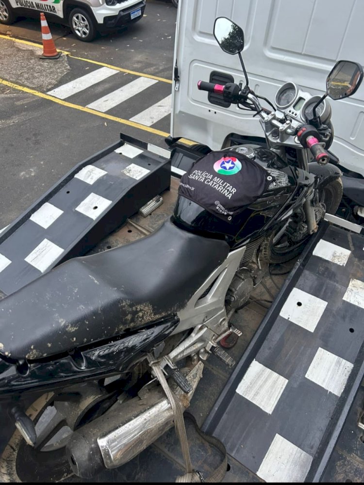 Moto roubada é recuperada pela PM após perseguição em Nova Veneza