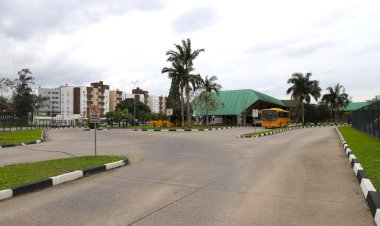 Criciúma, Quem Ama Cuida’: Prefeitura realiza reparos na iluminação pública no Terminal Urbano do Pinheirinho