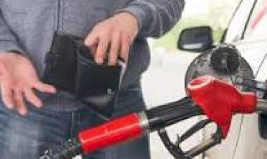 MOTORISTA ABASTECE VEÍCULO E FOGE SEM PAGAR A