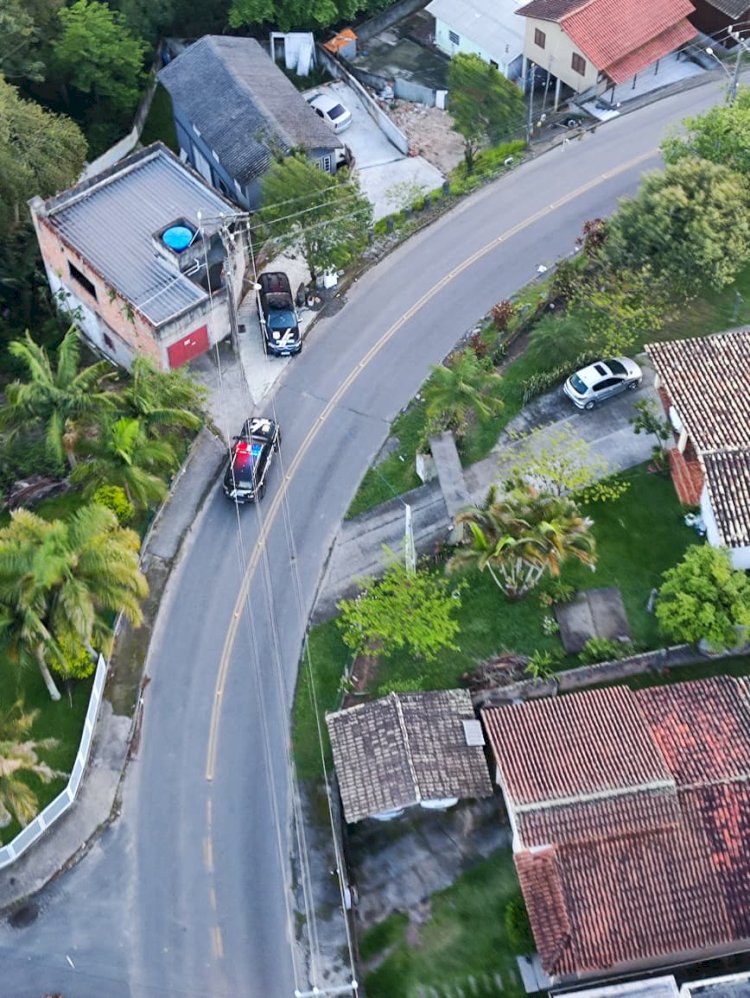 DECOD REALIZA OPERAÇÃO POLICIAL E PRENDE QUATRO PESSOAS POR TRÁFICO DE DROGAS EM CRICIÚMA E SIDERÓPOLIS