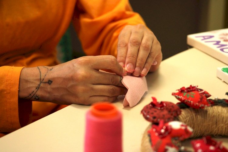 Oficinas do Clube de Mães da Afasc transformam realidades dentro da Penitenciária Feminina de Criciúma