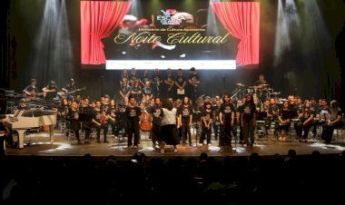 Emoção e casa cheia: Noite Cultural da Abadeus reúne 500 pessoas em Criciúma