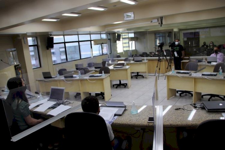 Criciúma realiza eleições para o Projeto Câmara Mirim; conheça os candidatos