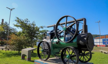 Patrimônio industrial: locomóvel centenário é restaurado e preserva a história de Criciúma