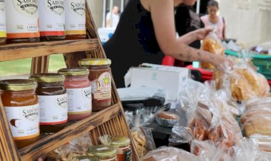 Criciúma incentiva produtores locais com retorno da Feira da Agricultura Familiar no Paço Municipal