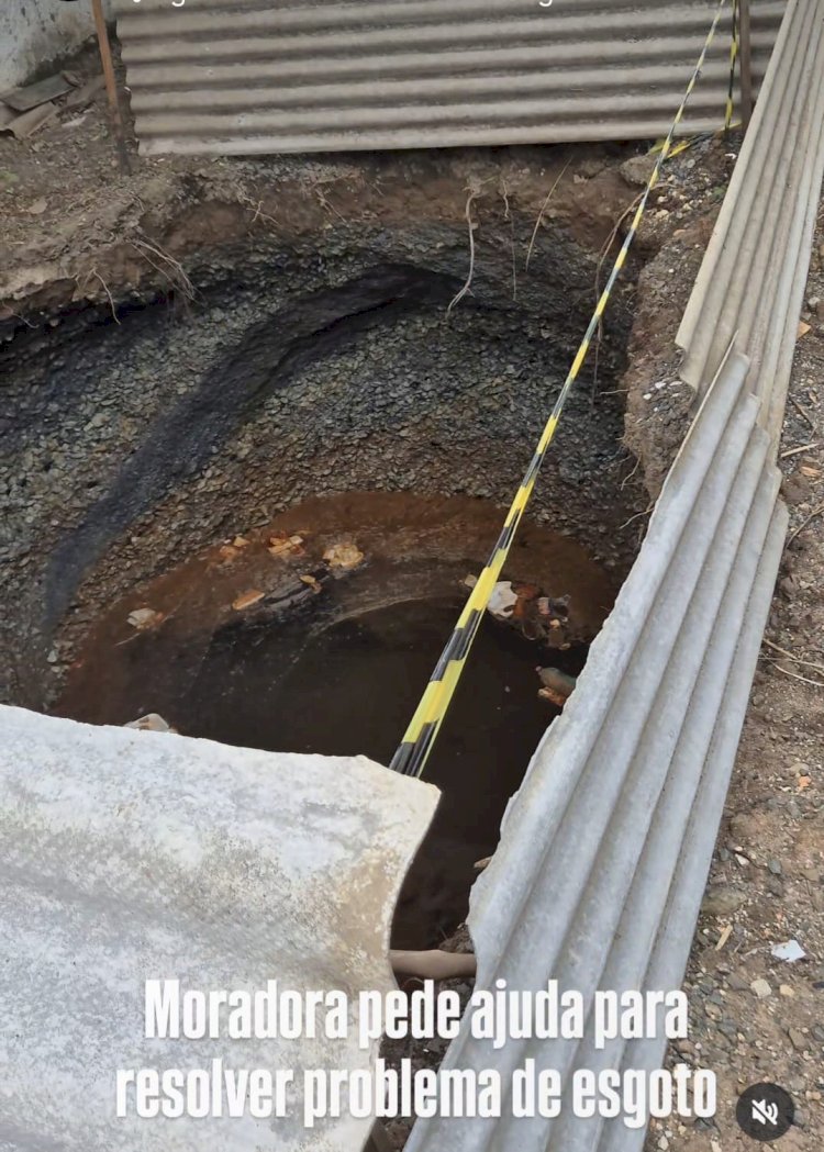 Buraco aberto dentro de Residência na Santa Luzia trás insegurança e prejuízo para casal de comerciantes