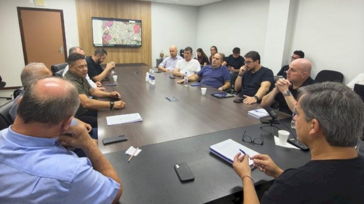 Frente Parlamentar do Pinheirinho avança em soluções após reunião com o Executivo de Criciúma