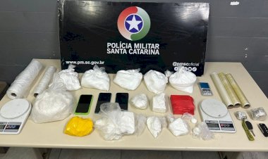 POLÍCIA PRENDE DUPLA COM MAIS DE 8 KG DE COCAÍNA EM CRICIÚMA