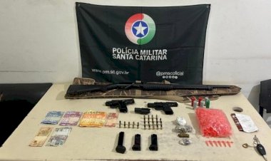 Armas de fogo, drogas e munições são apreendidas durante ação em Araranguá