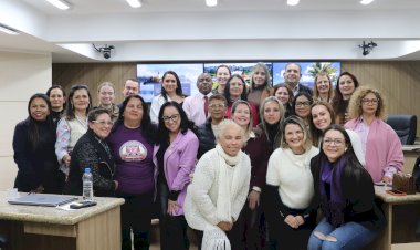 Audiência pública debate criação da Secretaria da Mulher em Criciúma