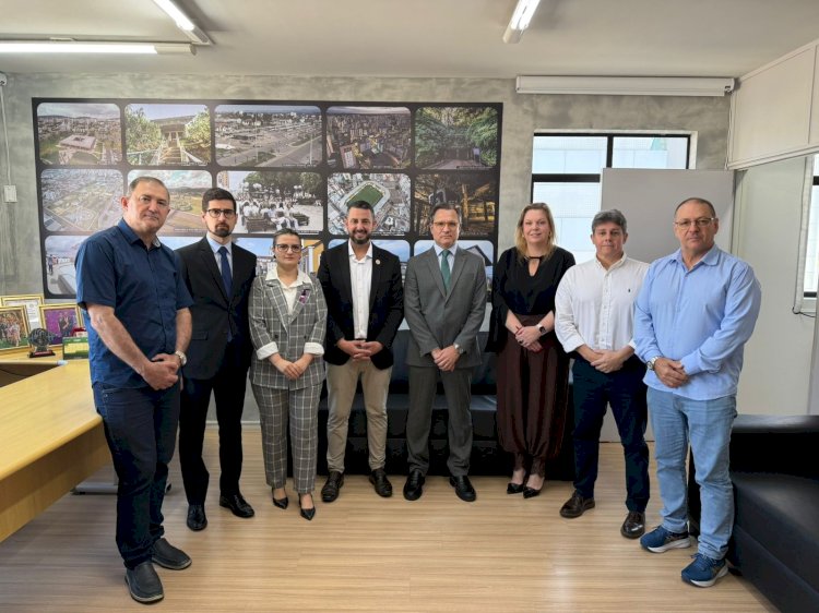 Câmara recebe representantes da OAB de Criciúma para fortalecer diálogo e buscar soluções conjuntas