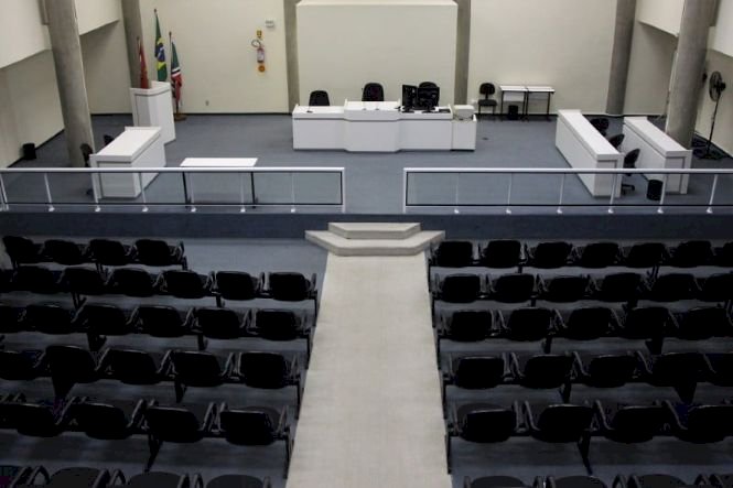 Homem que matou vítima a pauladas é condenado em sessão do júri na comarca de Criciúma