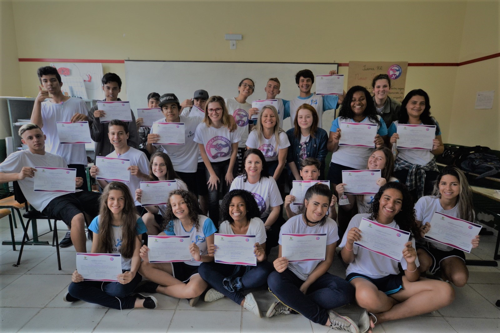 Alunos de escola de Criciúma criam nova consciência com projeto da Unesc sobre bullying