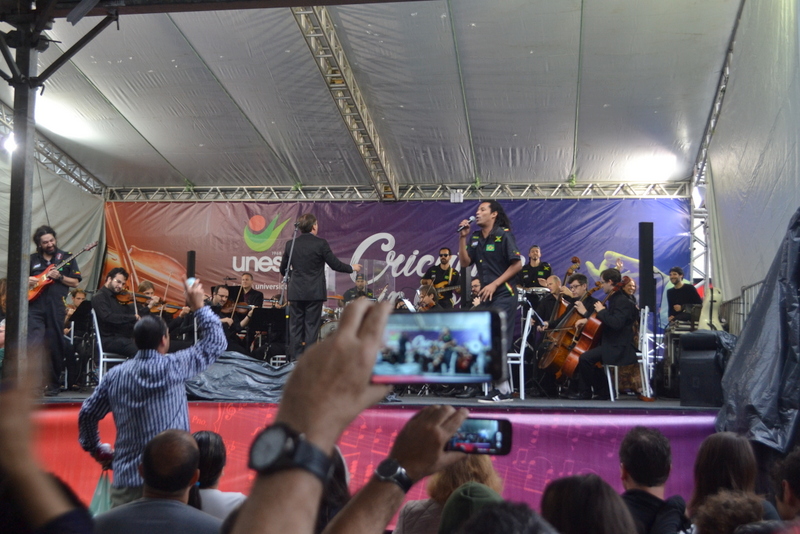 Camerata Florianópolis encanta público na Praça Nereu Ramos