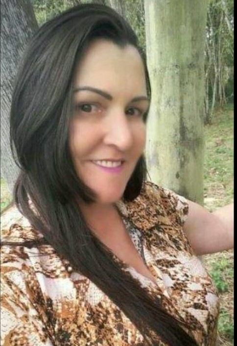 Mulher que ajudou matar o marido é procurada pela DIC