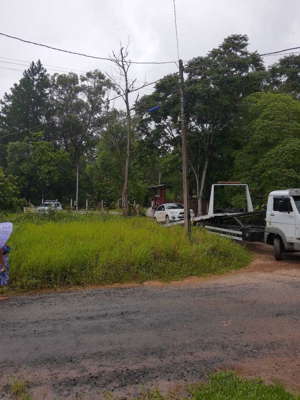 Polícia Militar  apreende veículos, drogas e traficantes