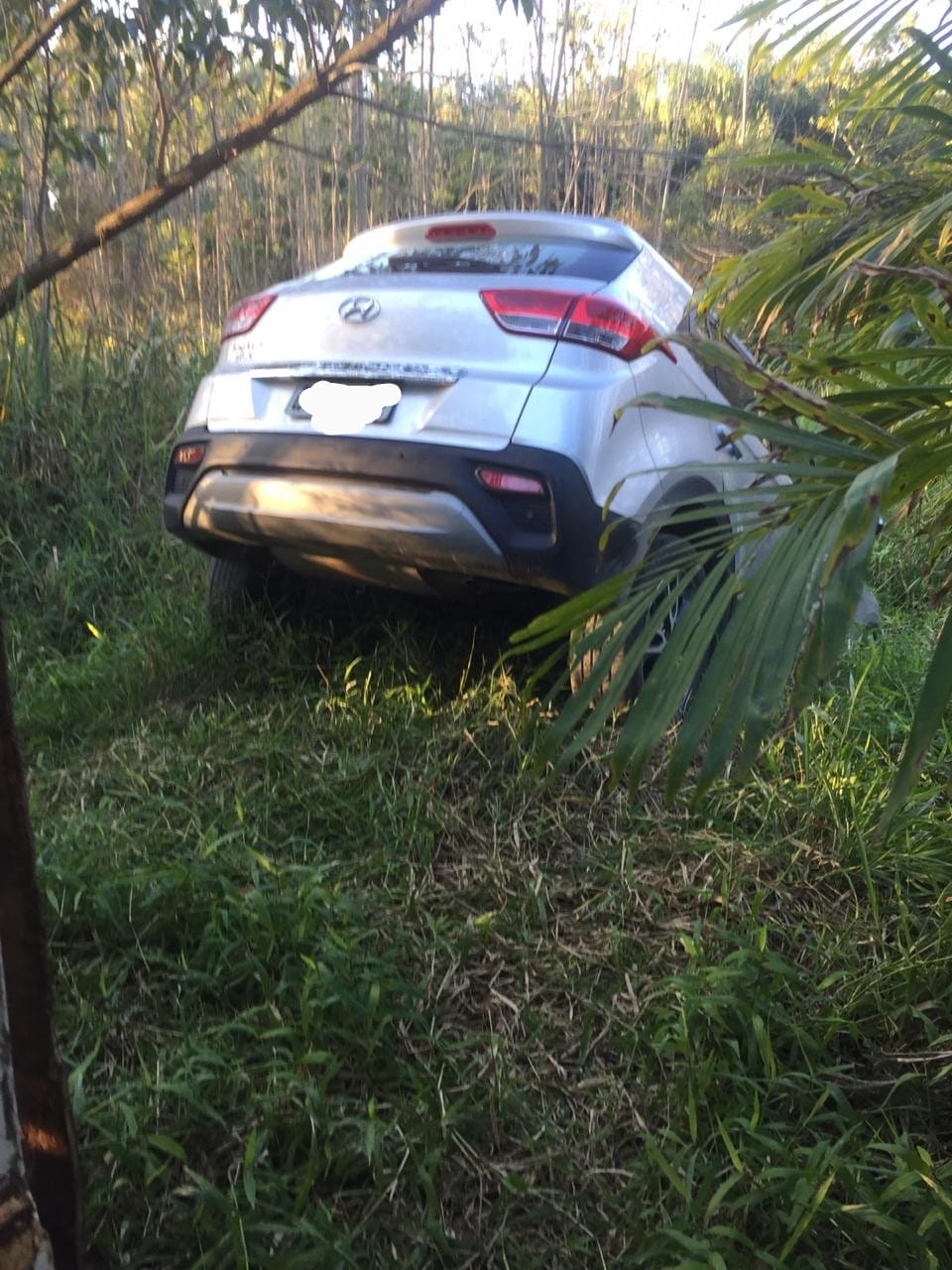 Polícia Militar prende dupla que roubou caminhonete em Criciúma