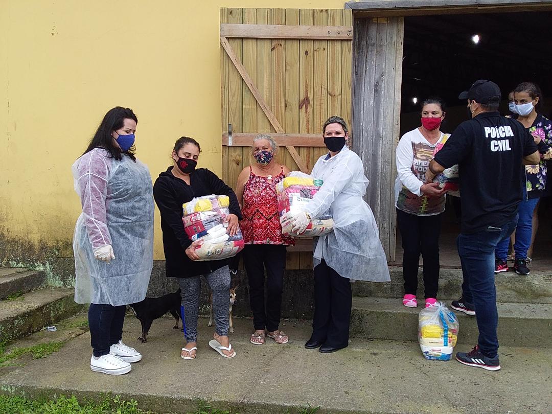 Equipe Multi-Institucional continua realizando Ações Solidárias na região